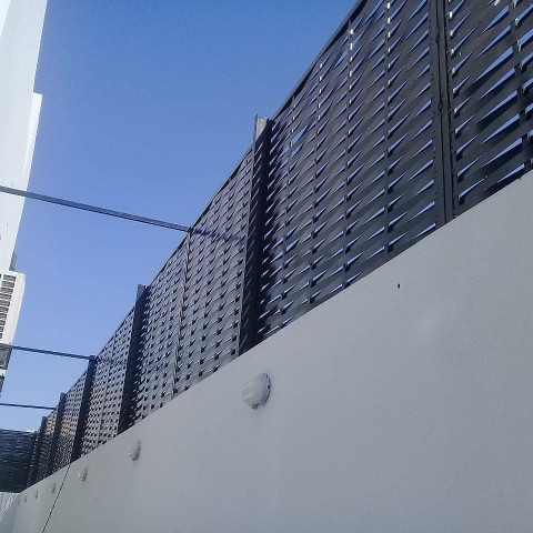 افضل انواع المظلات والسواتر الرياض - الاختيار الاول - 0535553929 - تركيب البرجولات - عروض وتخفيضات مناسبه - مظلات سيارات - سواتر الرياض- اعمال ال