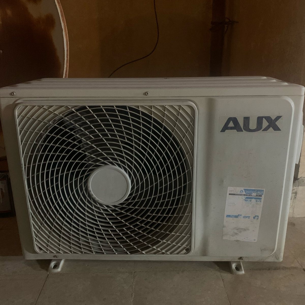 شراء مكيفات قديمه مستعملة بالرياض 0558536273 شراء مكيفات سكراب خربانه