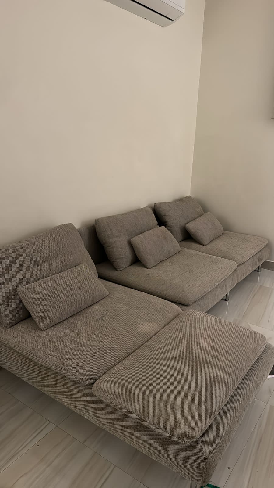 دينا التخلص من العفش القديم تالف بالرياض 0558536273 طش رمي اثاث