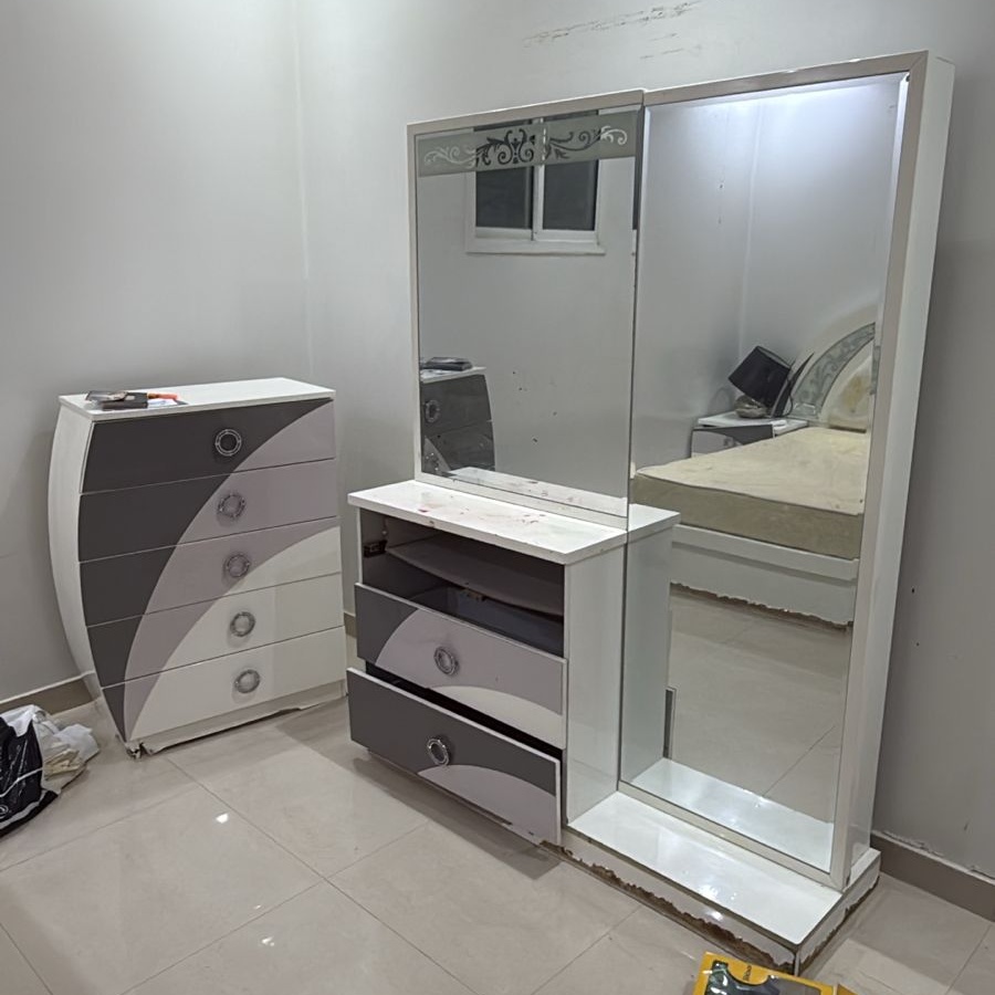 دنات حقين التخلص من الاثاث القديم بالرياض 0558536273 جميع أحياء الرياض