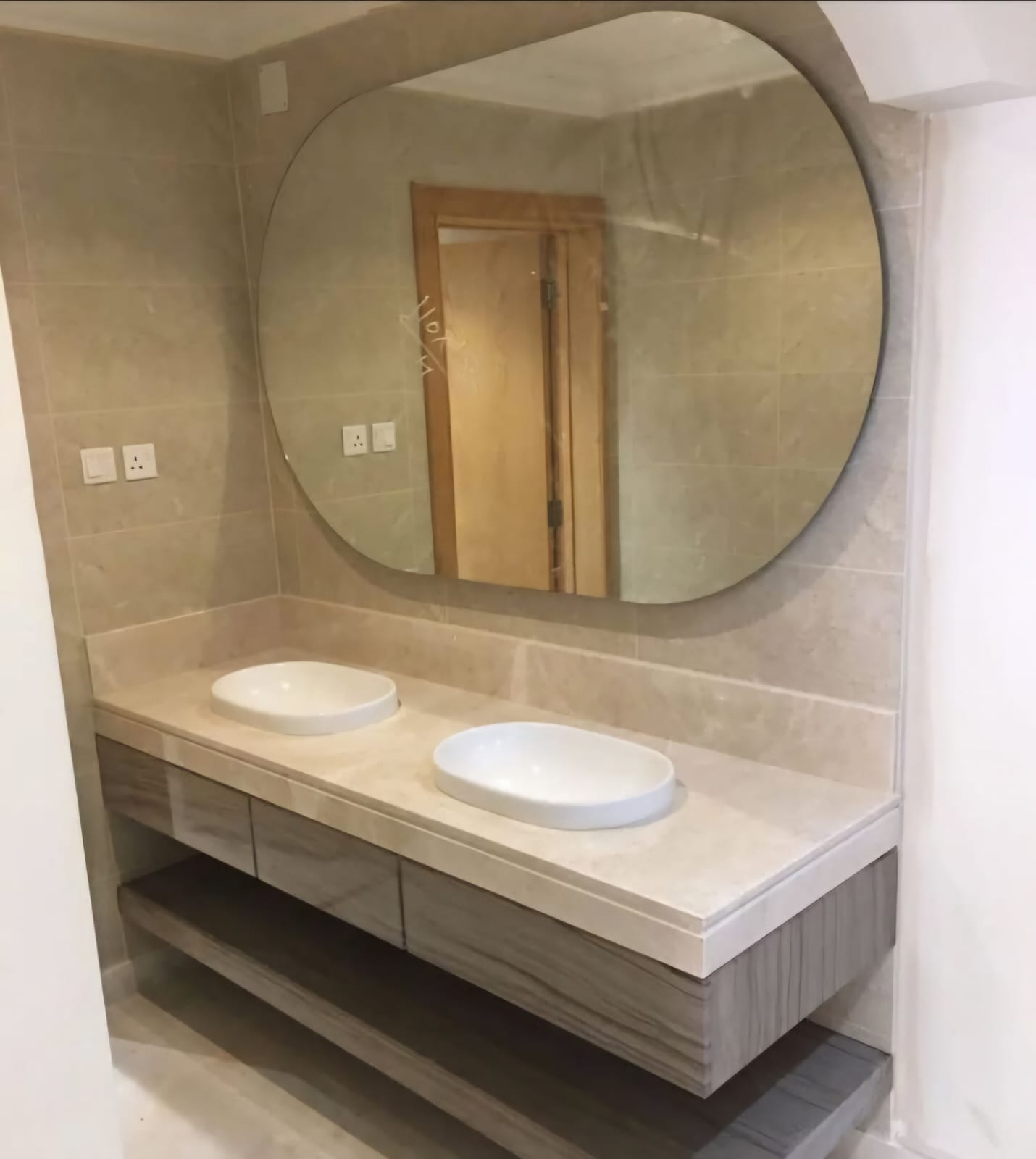 مغاسل رخام , ديكورات حمامات فاخرة