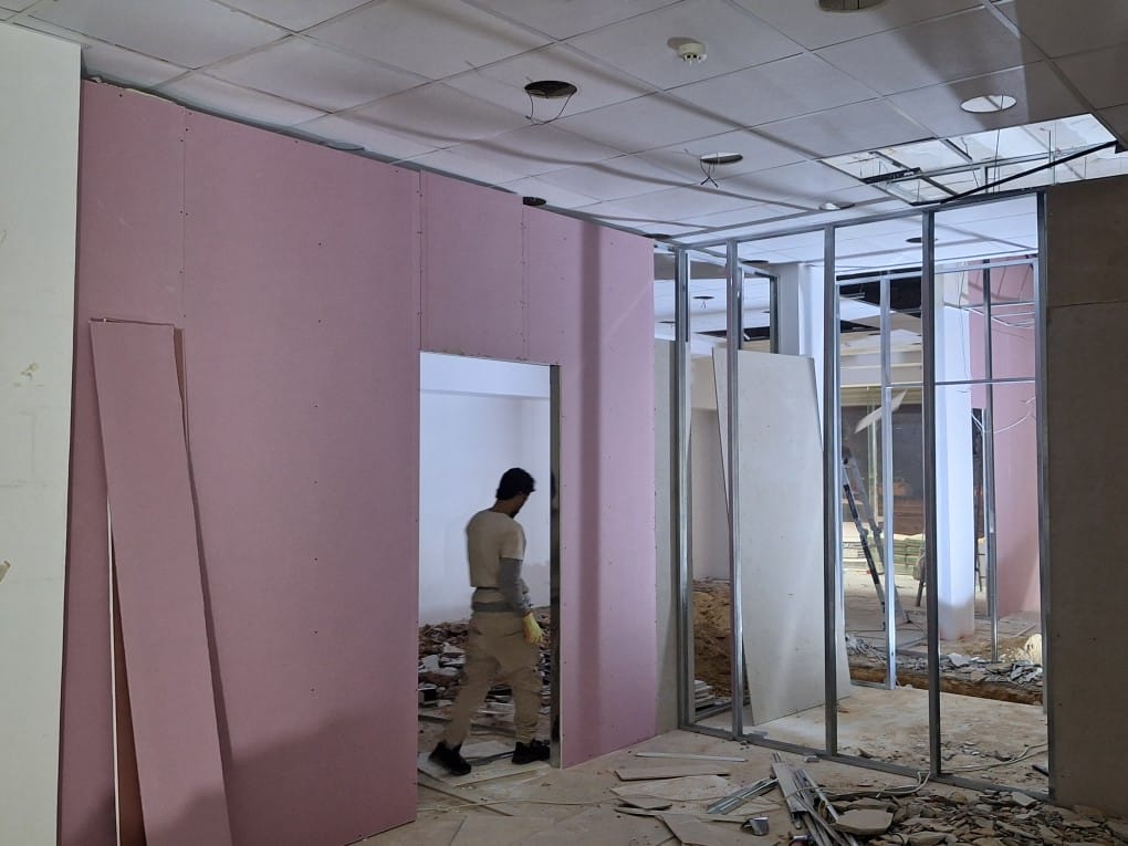 بناء ملاحق خارجية