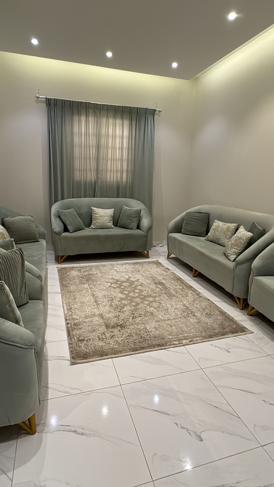 رمي تخلص من الاثاث القديم بالرياض 0534375367