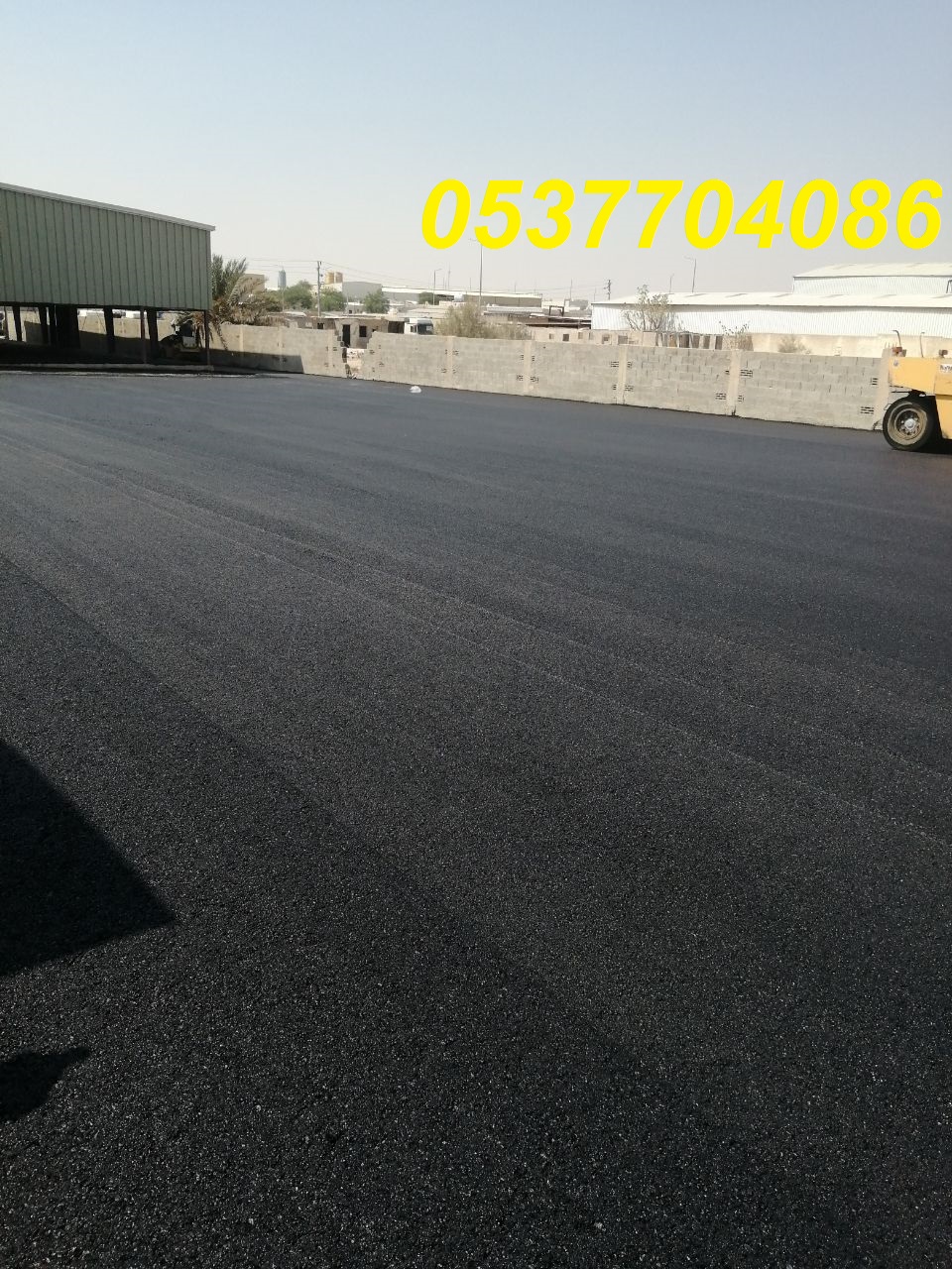 تنفيذ جميع أعمال الاسفلت والقشط بجميع المواصفات 0537704086