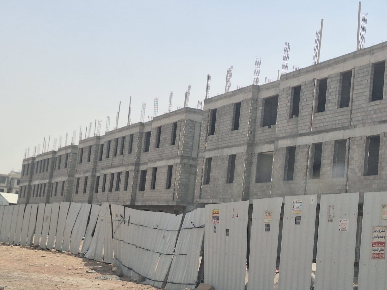 هناجر ساندوتش بانل في الرياض