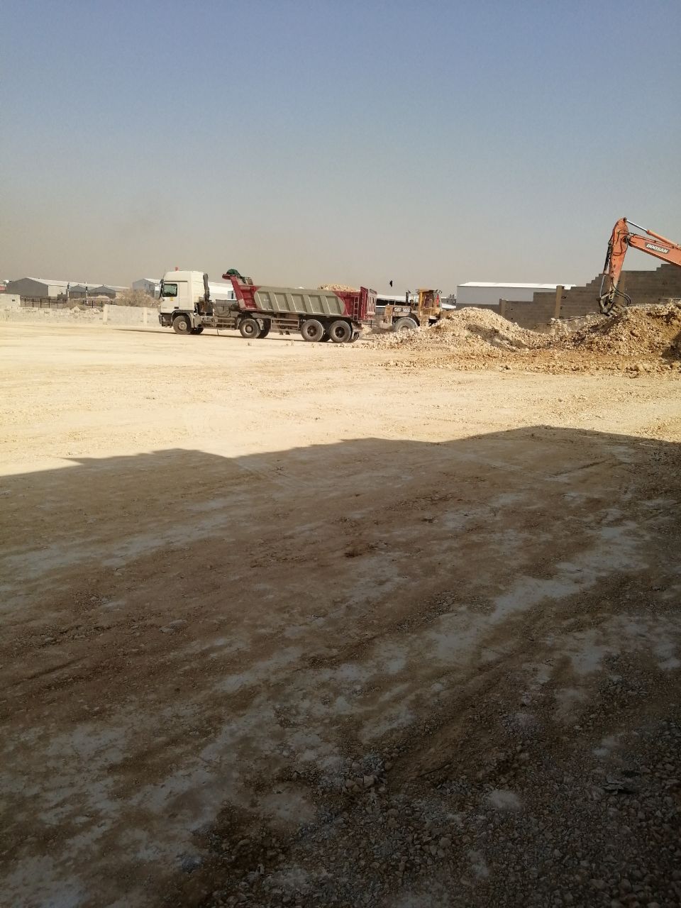 تنفيذ أعمال السفلتة و الطرق و واجهات المحلات بالرياض 086 704 37 05