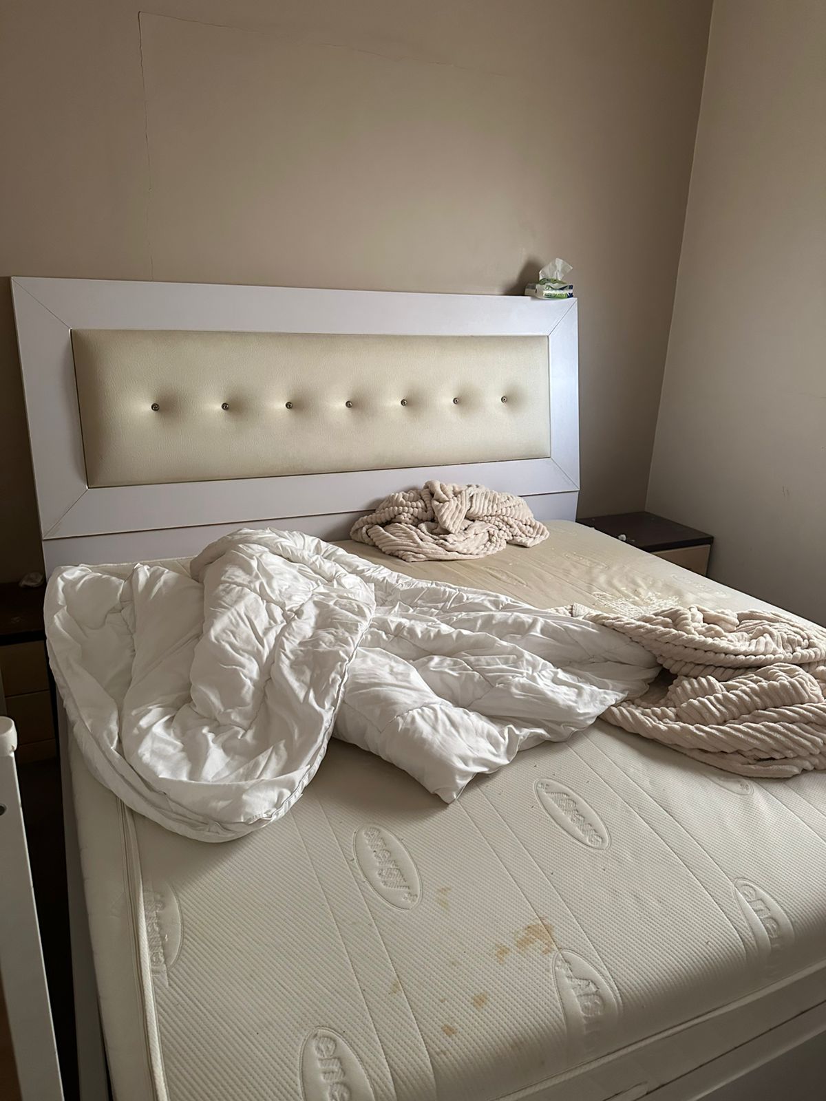 التخلص من الاثاث القديم بالرياض 0534375367