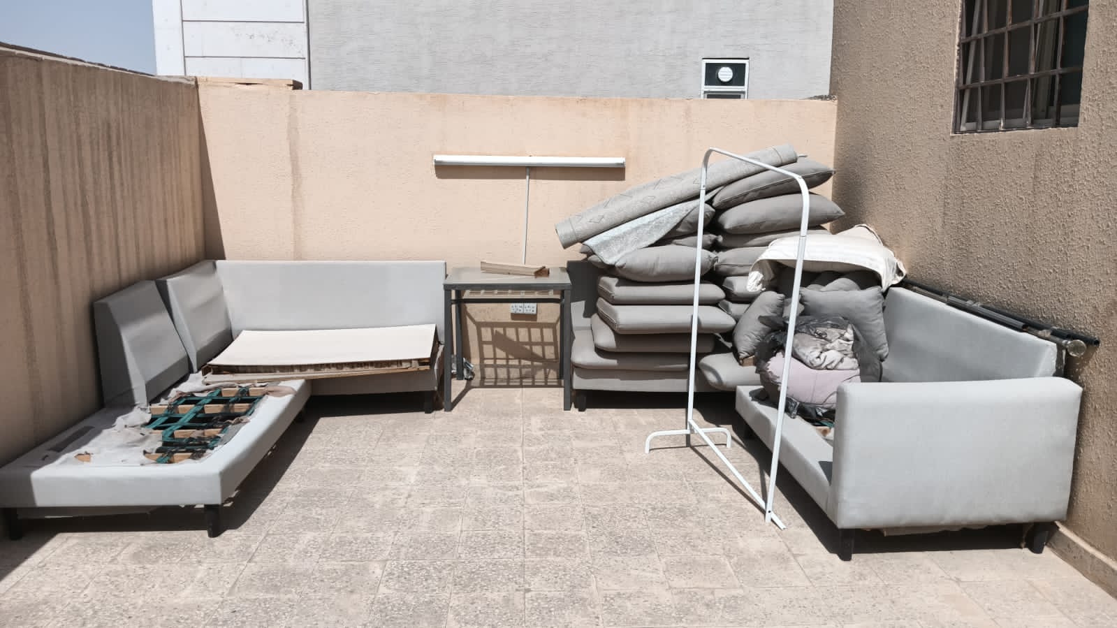 دينا التخلص من الاثاث القديم التالف بالرياض 0503559450