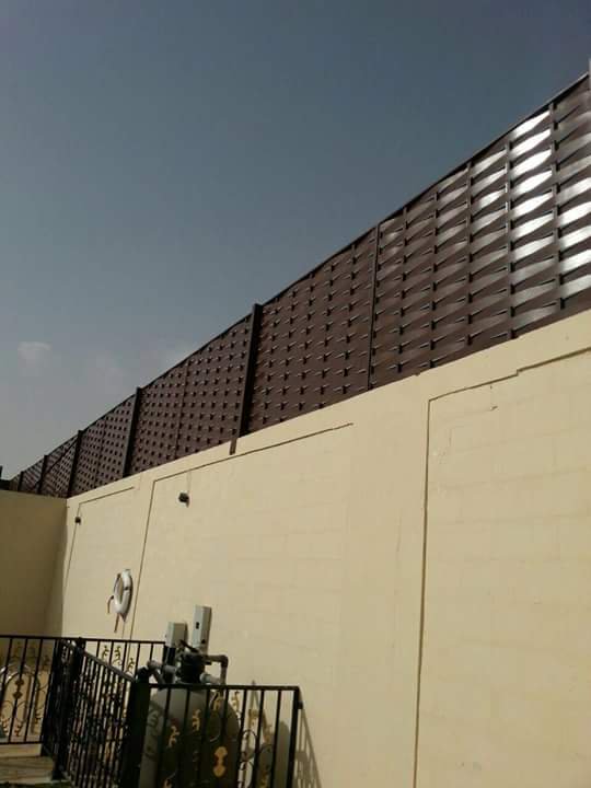 انواع مظلات سيارات بالرياض من مؤسسة الاختيار الاول للمظلات والسواتر - 0500559613 - خصومات وتخفيضات - اشكال برجولات للحدائق حديثه - سواتر الرياض