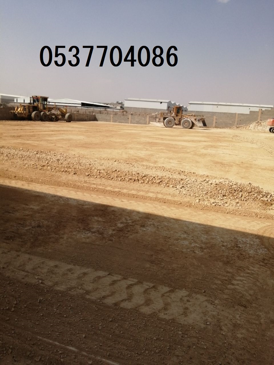 مقاول اسفلت طرق ساحات هناجر طرنشات مواقف 0537704086