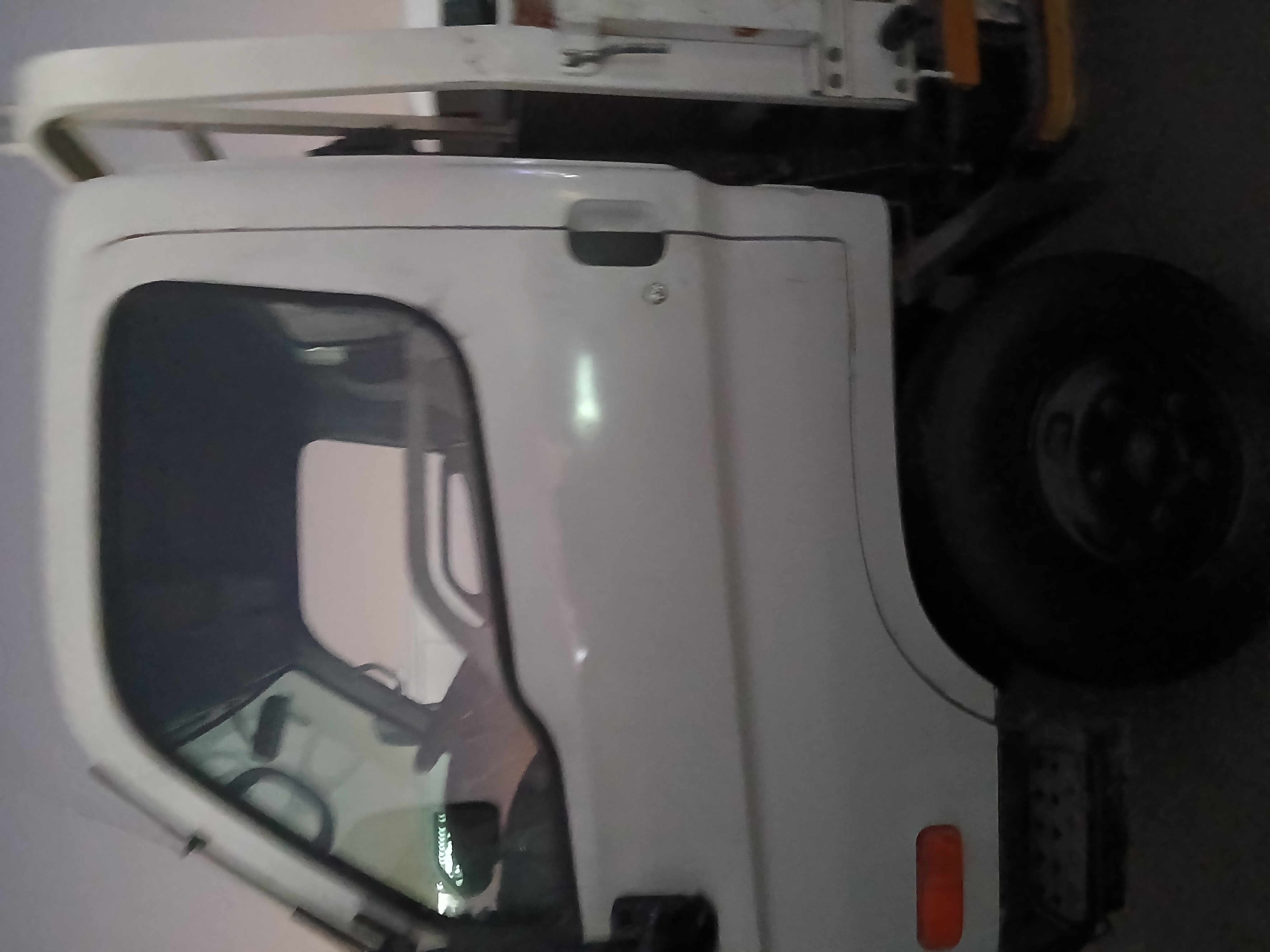 دينا تخلص من اثاث القديمه باحي الياسمين 0556418907
