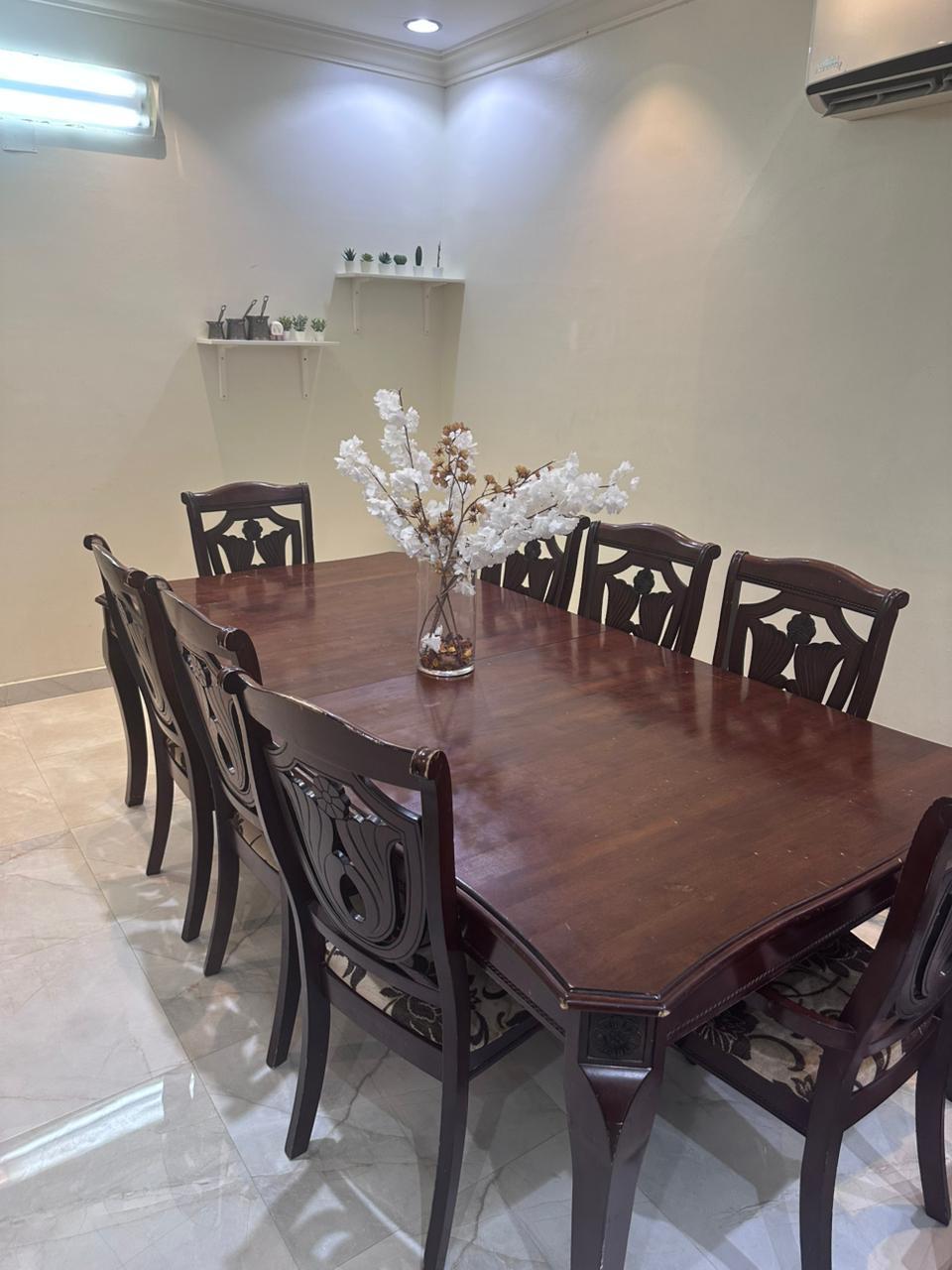 اتخلص من أثاث قديم تالف بالرياض 0534375367