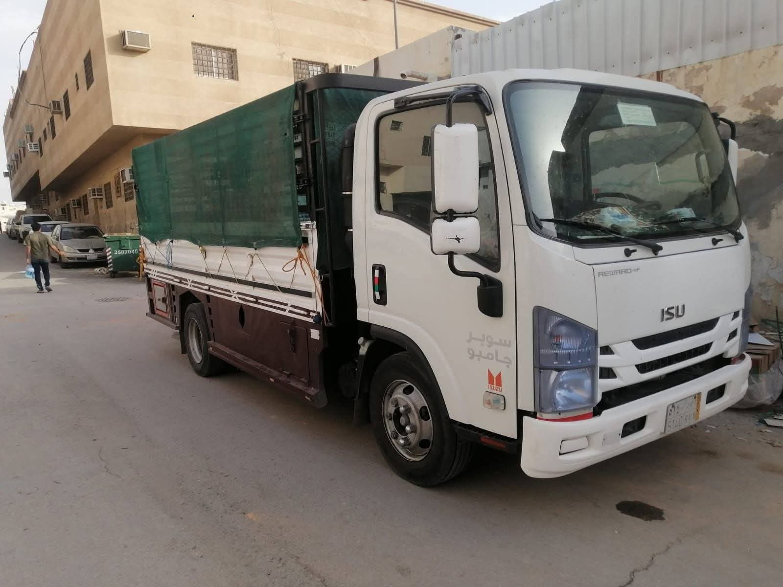 دينا نقل عفش داخل حي الرحمانيه 0556418907