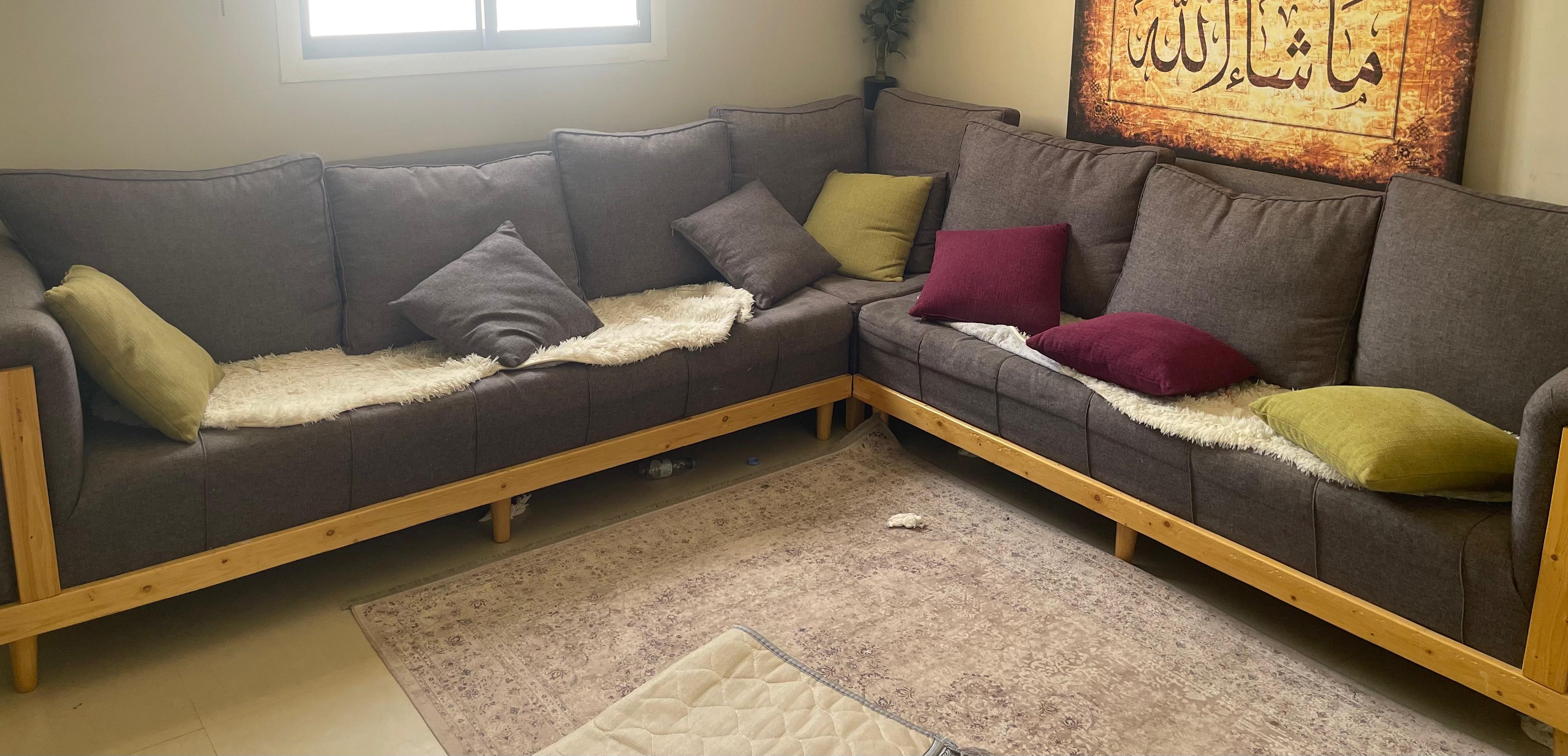 دينا طش اغراض القديمه باحي الرحمانيه 0556418907