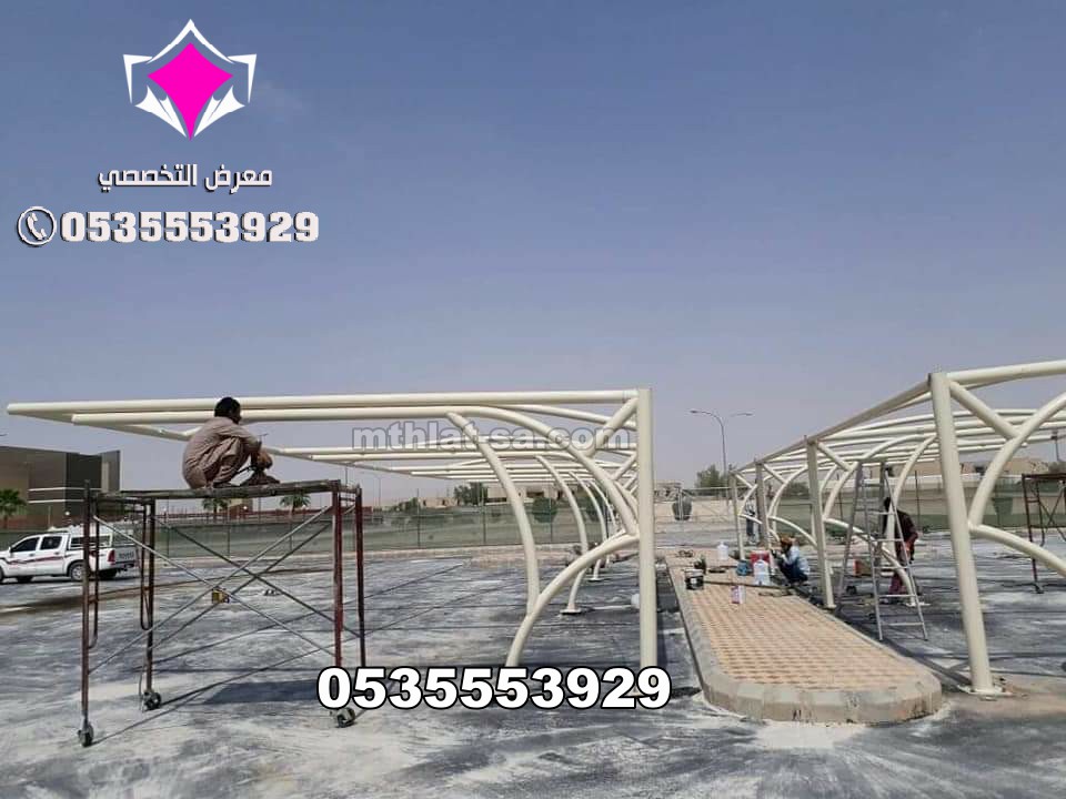 وتوريد وتركيب كافة الاعمال المعدنيه والمظلات وتغطيتها بالقماش pvc او بالصاج المعرج مع العازل ساندوتش بانل وكافة انواع الهناجر 0500559613